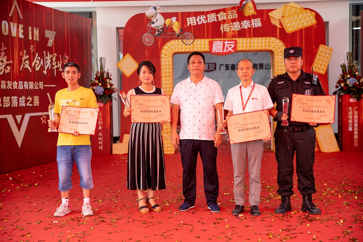 �������Ƚ���������ǣ����鳤�Ŷӡ������Ŷӡ�yp�ֻ���֧����yp�ֻ���������