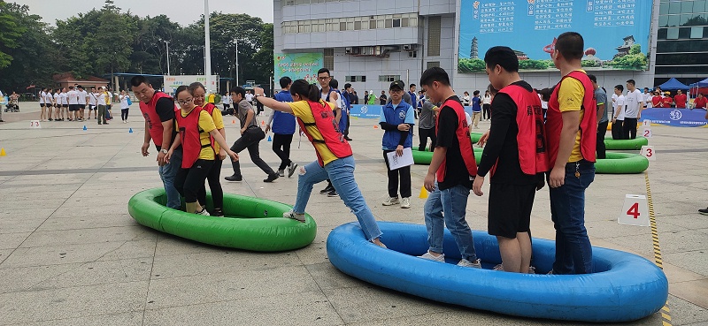 �Ϻ����ҵļ����ǣ�ʯ����ڰ˽�����ְ��Ȥζ���yp�ֻ����塰���Ƚ���